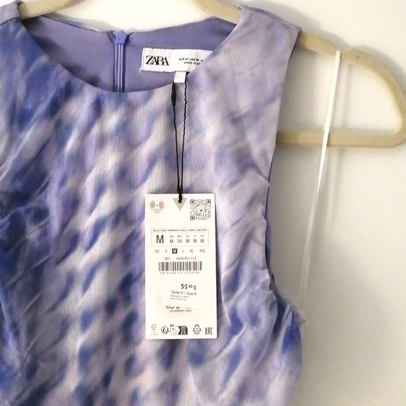 New With Tags - Cut Out Printed Dress - Picture 3 of 5